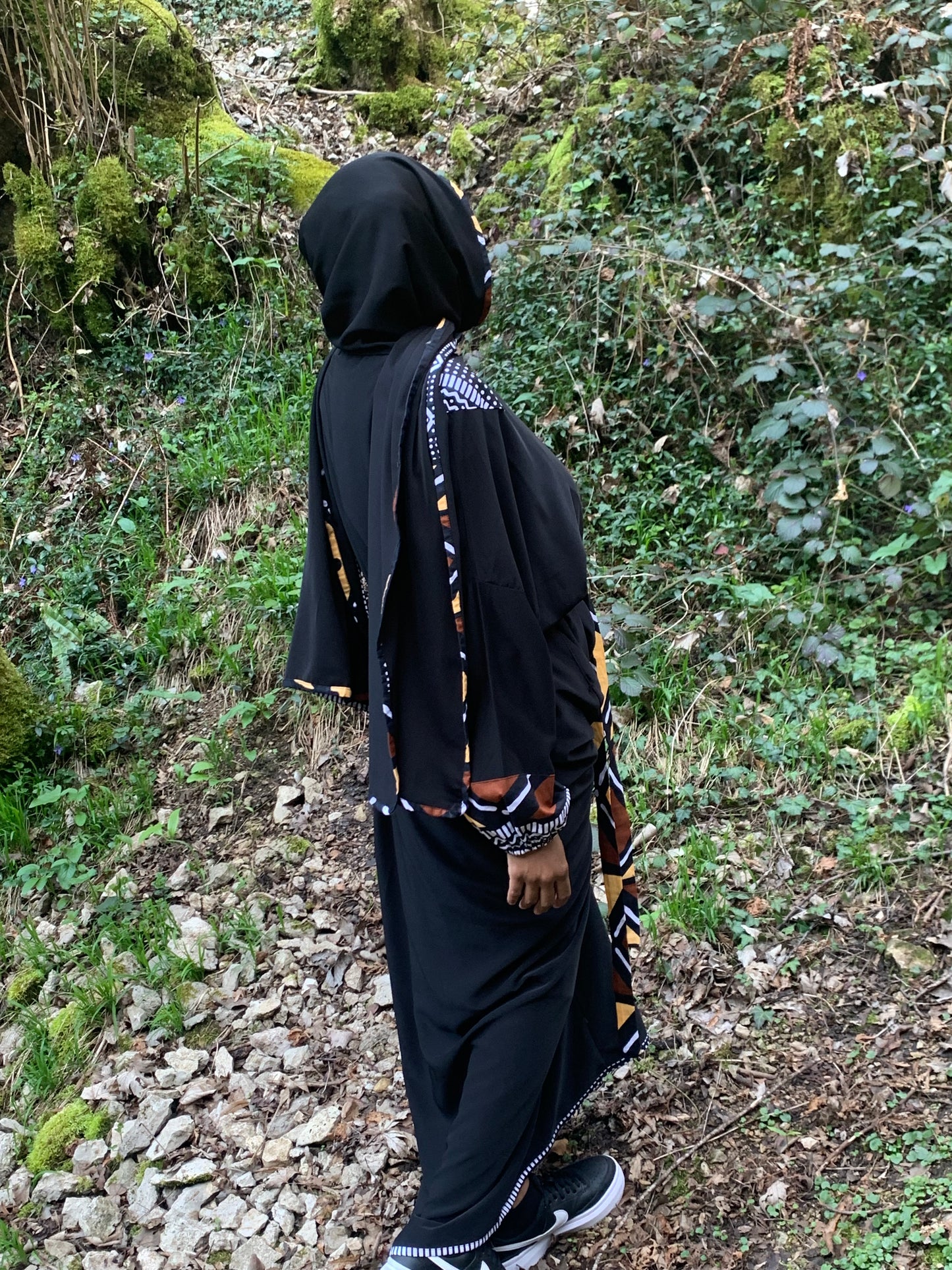 Abaya Kadi